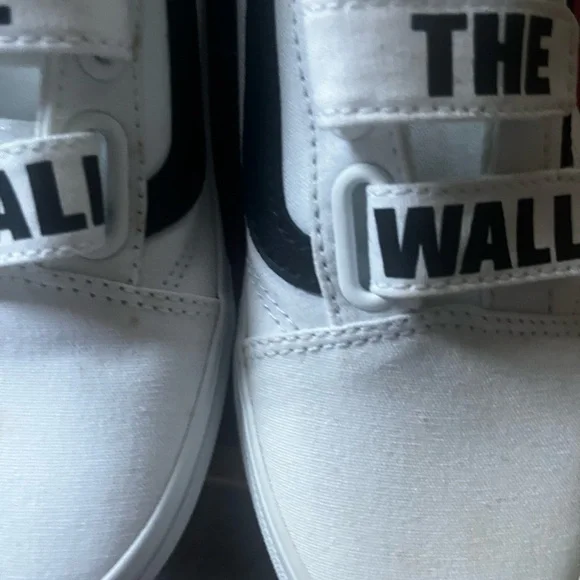 White Vans M6/W7.5 dirty check
Photos - Picture 2 of 5